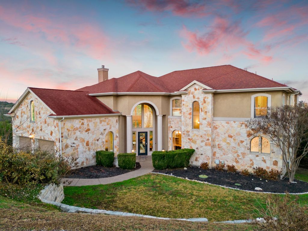5001 McIntyre CIR, Austin, TX 78734