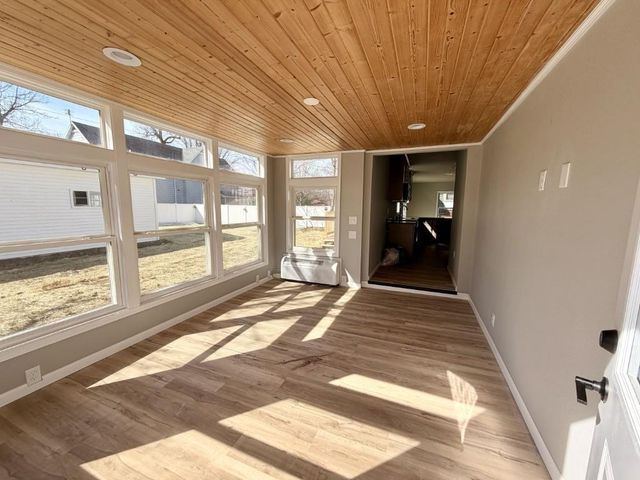 1305 E 6TH STREET, Merrill, WI 54452