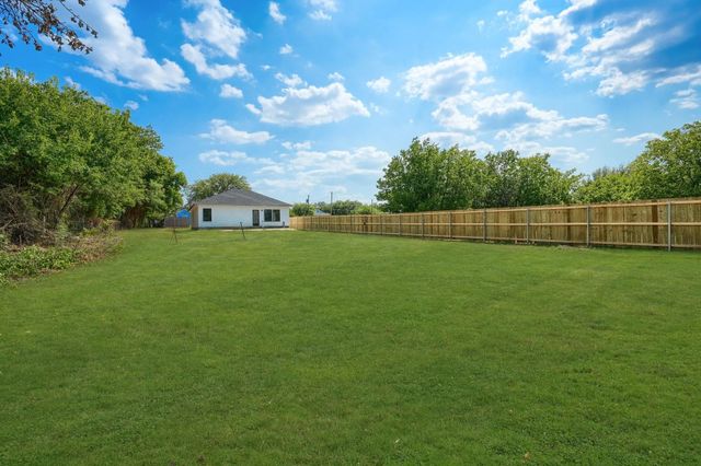 3325 Howard Street, Fort Worth, TX 76119