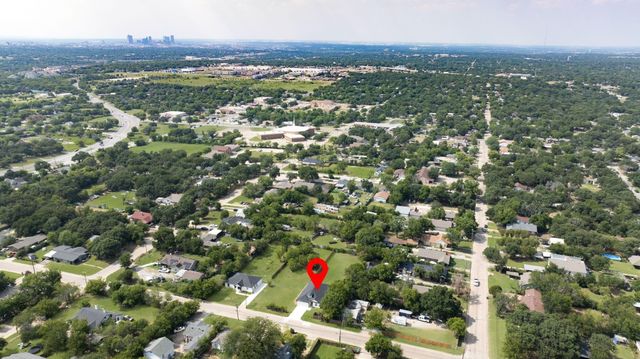 3325 Howard Street, Fort Worth, TX 76119