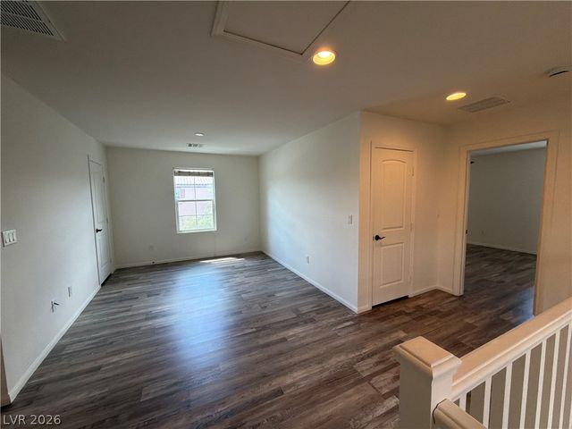 7020 Placid Lake Avenue, Las Vegas, NV 89179