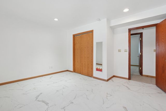 401 2nd Street NE, Dodge Center, MN 55927