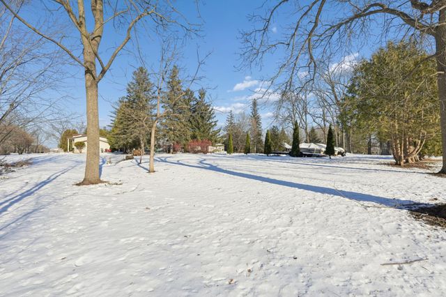 401 2nd Street NE, Dodge Center, MN 55927