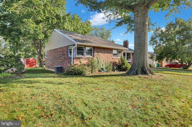1807 SALEM RD, Wyomissing, PA 19610