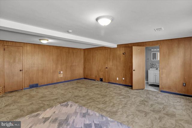 1807 SALEM RD, Wyomissing, PA 19610