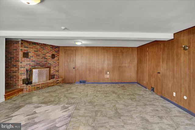 1807 SALEM RD, Wyomissing, PA 19610