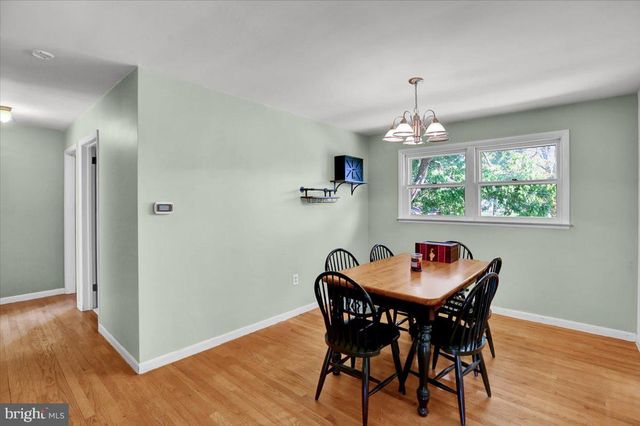 1807 SALEM RD, Wyomissing, PA 19610