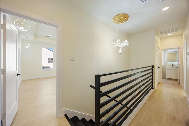 7125 England Street, Houston, TX 77021