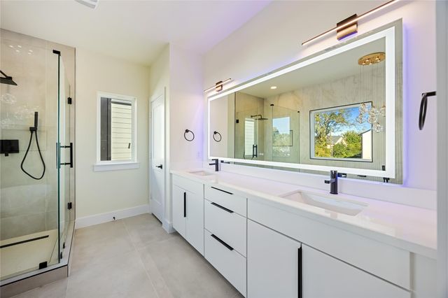 7125 England Street, Houston, TX 77021