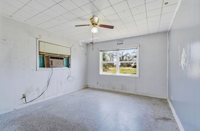 1292 SE Cr 255, Lee, FL 32059