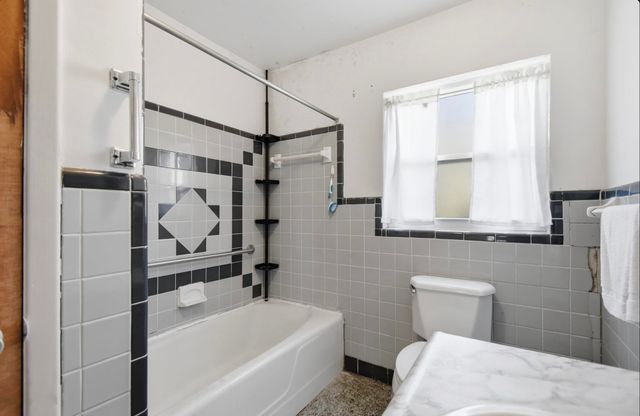 1292 SE Cr 255, Lee, FL 32059