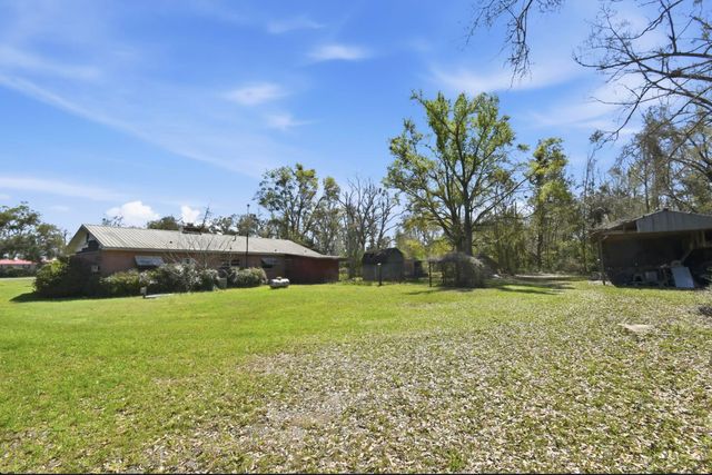 1292 SE Cr 255, Lee, FL 32059