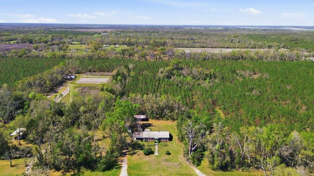 1292 SE Cr 255, Lee, FL 32059