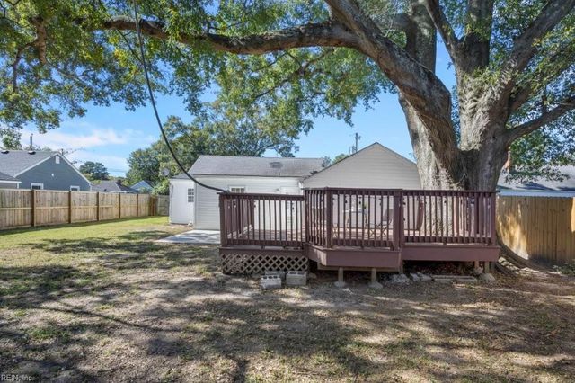 252 Fighter DR, Virginia Beach, VA 23454