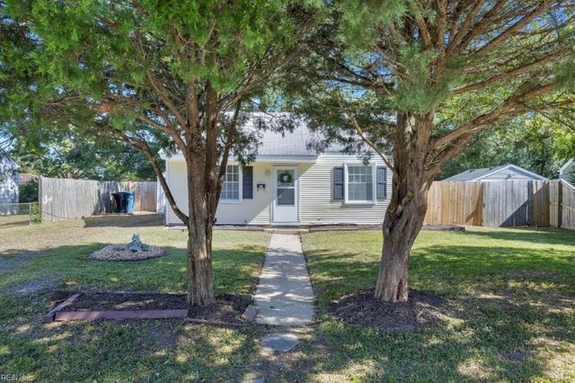 252 Fighter DR, Virginia Beach, VA 23454