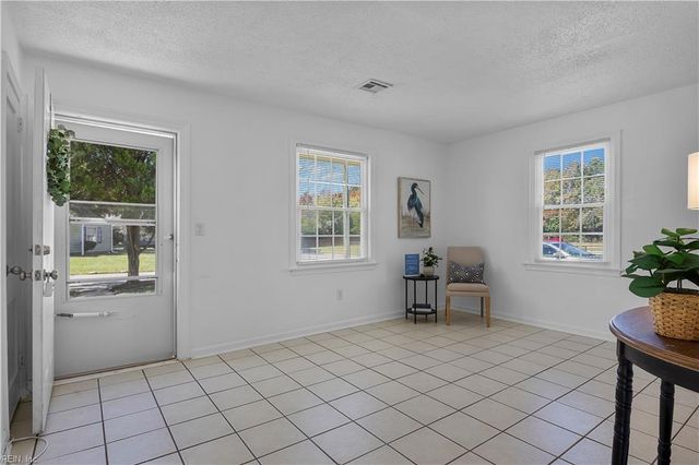 252 Fighter DR, Virginia Beach, VA 23454