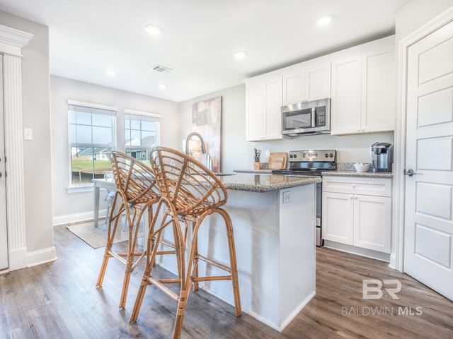 23906 Peppermint Street, Elberta, AL 36530