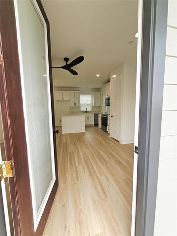 206 S Village Way 304, Lewisville, TX 75057