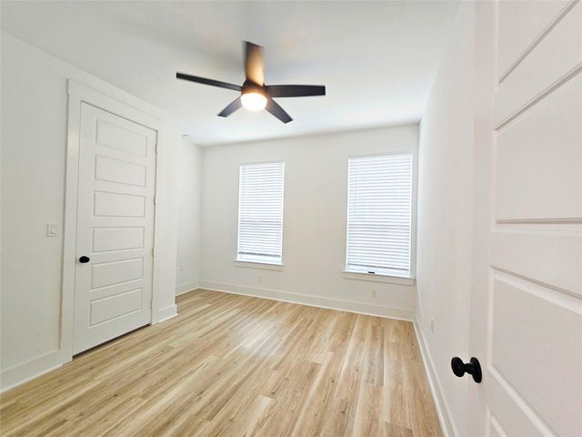 206 S Village Way 304, Lewisville, TX 75057