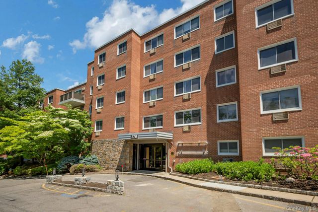 370 Central Park Avenue 2E, Scarsdale, NY 10583