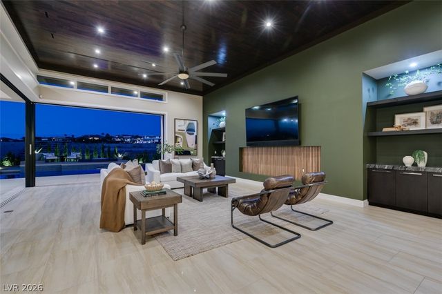 1376 Opal Valley Street, Henderson, NV 89052