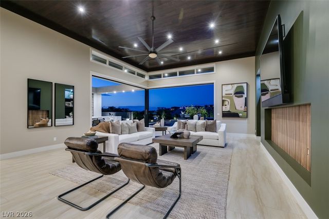 1376 Opal Valley Street, Henderson, NV 89052