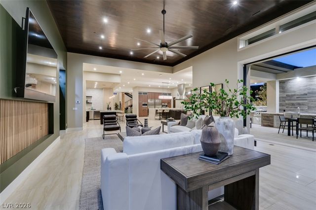 1376 Opal Valley Street, Henderson, NV 89052