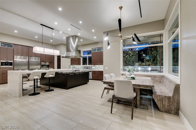 1376 Opal Valley Street, Henderson, NV 89052