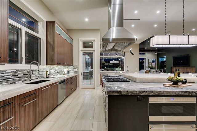 1376 Opal Valley Street, Henderson, NV 89052