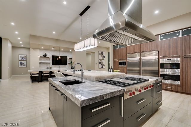 1376 Opal Valley Street, Henderson, NV 89052