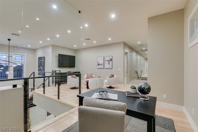 1376 Opal Valley Street, Henderson, NV 89052