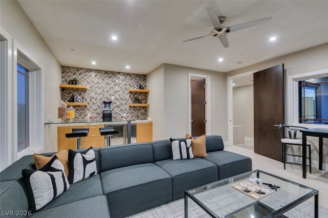 1376 Opal Valley Street, Henderson, NV 89052