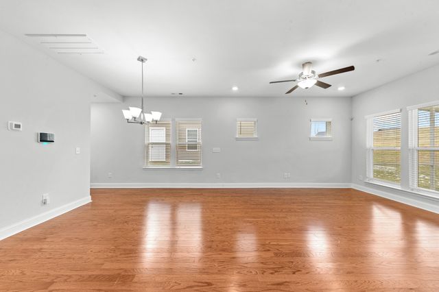 1034 June Wilde Rdg, Spring Hill, TN 37174