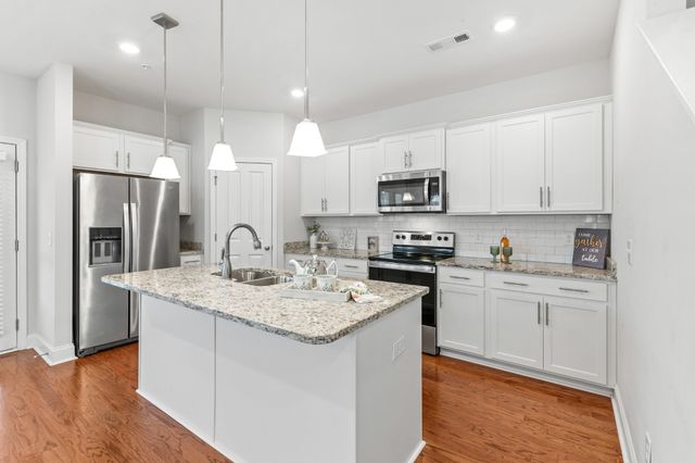 1034 June Wilde Rdg, Spring Hill, TN 37174