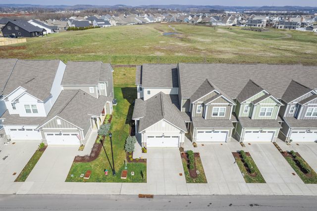1034 June Wilde Rdg, Spring Hill, TN 37174