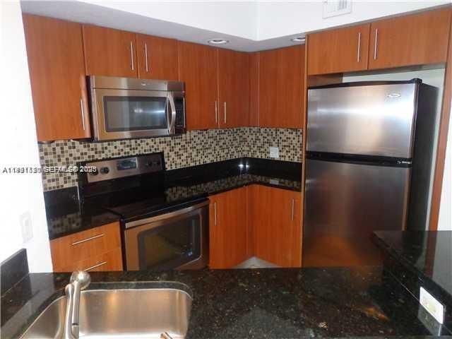 3300 N Pinewalk Drive N 1928, Margate, FL 33063
