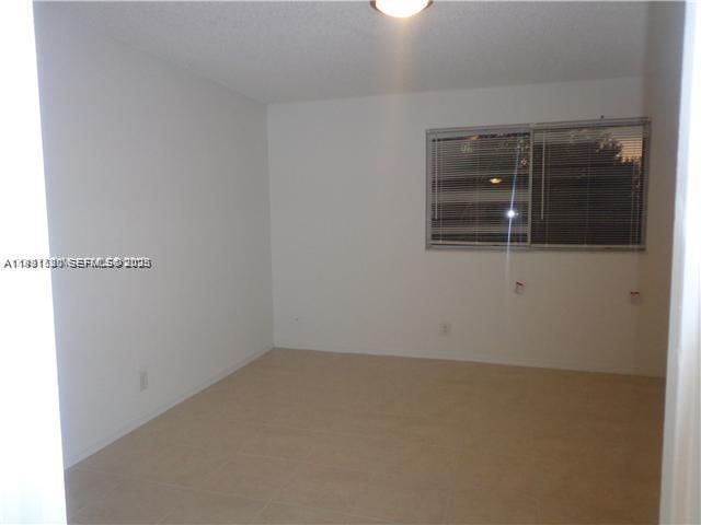 3300 N Pinewalk Drive N 1928, Margate, FL 33063