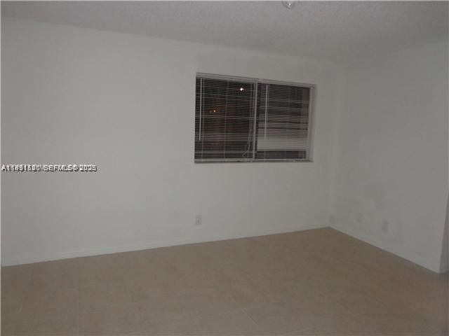 3300 N Pinewalk Drive N 1928, Margate, FL 33063