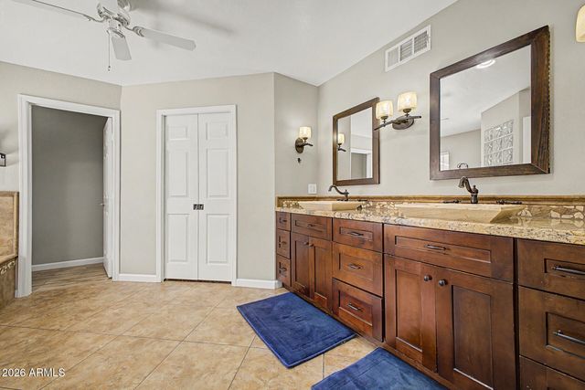 5102 E GRANDVIEW Road, Scottsdale, AZ 85254