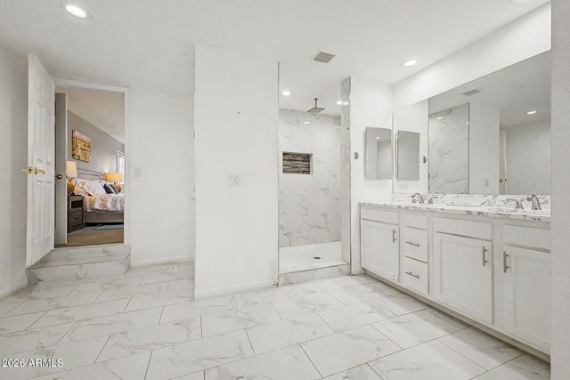 5102 E GRANDVIEW Road, Scottsdale, AZ 85254