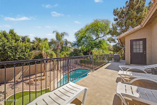 5102 E GRANDVIEW Road, Scottsdale, AZ 85254