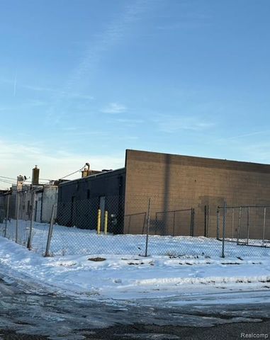 18946 W McNichols Road, Detroit, MI 48219