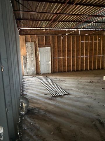 18946 W McNichols Road, Detroit, MI 48219