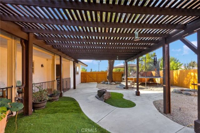 14455 Havasu Road, Apple Valley, CA 92307