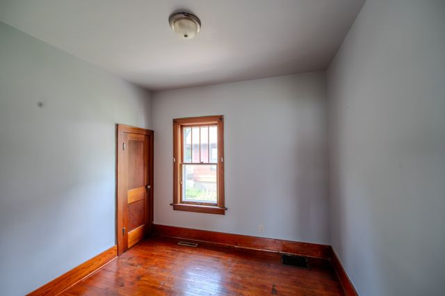 313 N 1st Street, Ogden, IA 50212