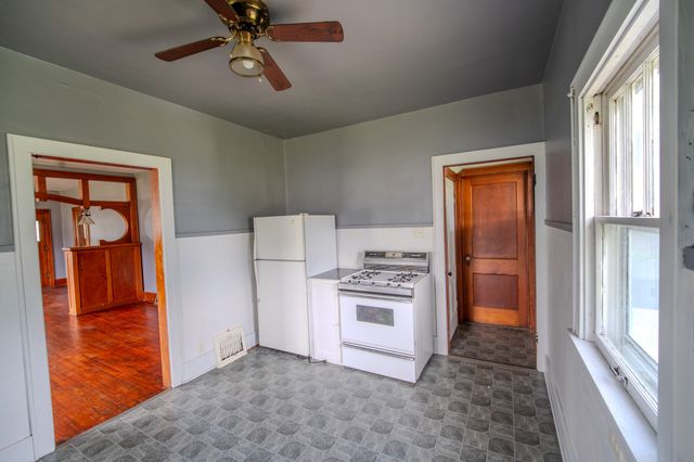 313 N 1st Street, Ogden, IA 50212