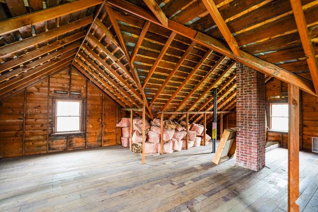 313 N 1st Street, Ogden, IA 50212