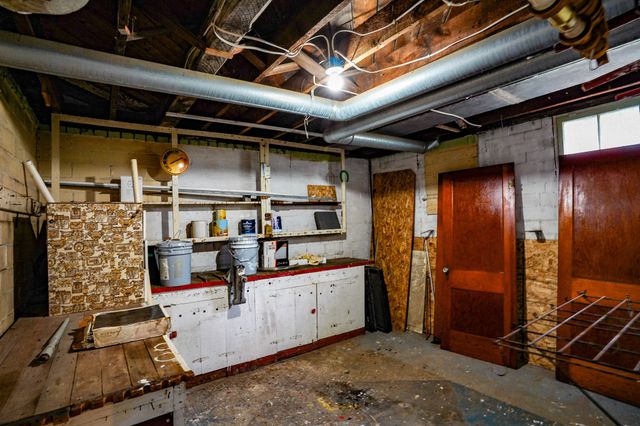 313 N 1st Street, Ogden, IA 50212