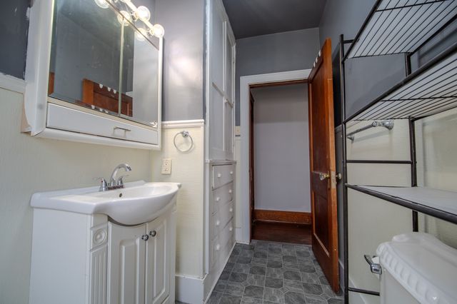 313 N 1st Street, Ogden, IA 50212
