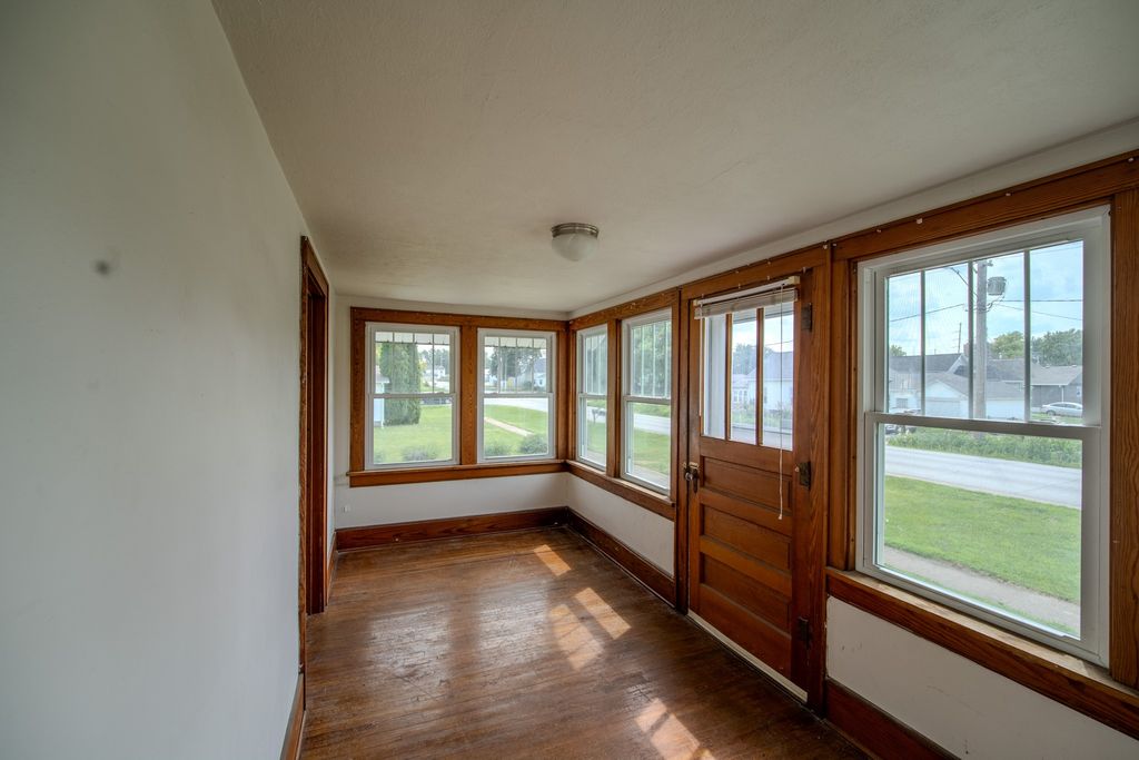 313 N 1st Street, Ogden, IA 50212